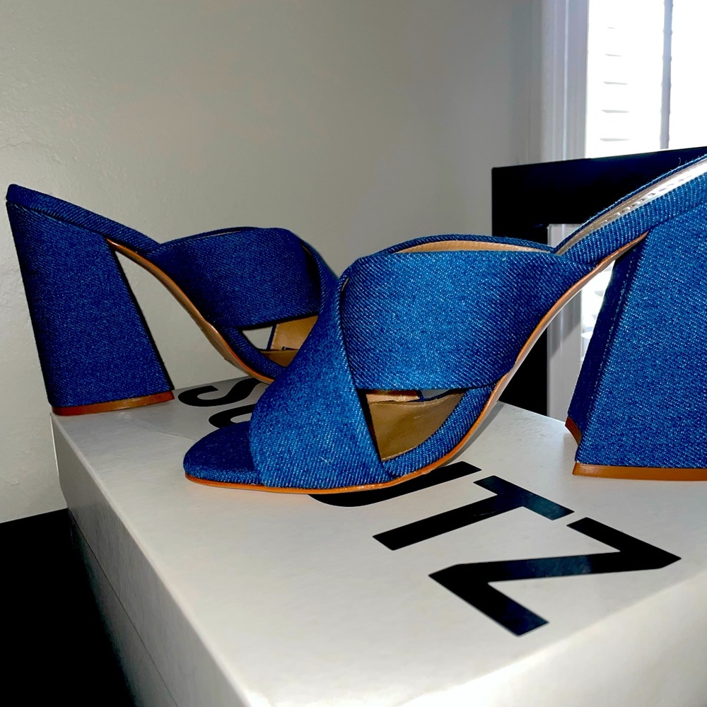 SCHUTZ Callie Sandal